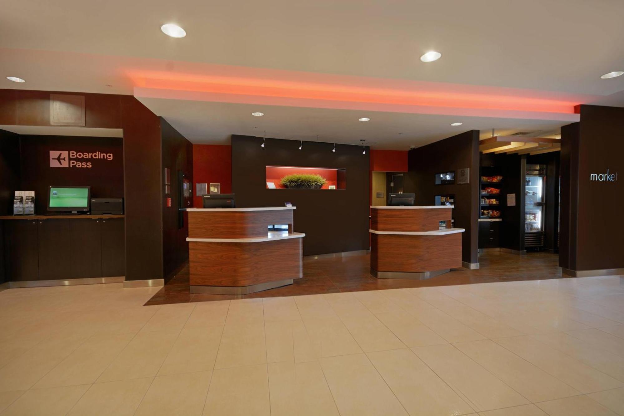 Courtyard By Marriott Oneonta Hotel Екстериор снимка
