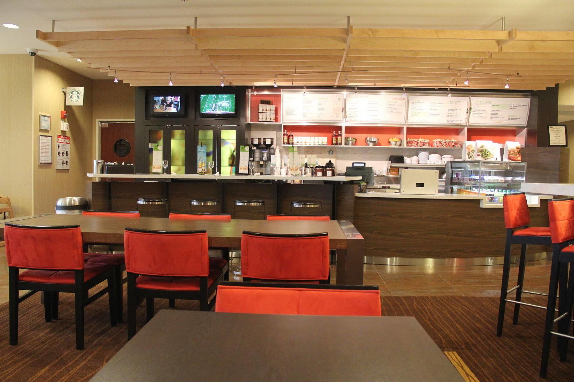 Courtyard By Marriott Oneonta Hotel Екстериор снимка